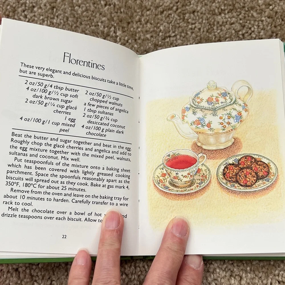 A Little English Book of Teas - Picture 10 of 12